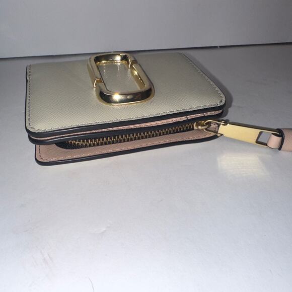 Marc Jacobs Snapshot Cloud White Mini Compact Wallet gold beige gray greige - Picture 5 of 15